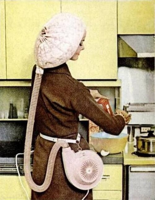 1959. Hajszárító elfoglalt háziasszonyoknak.jpg