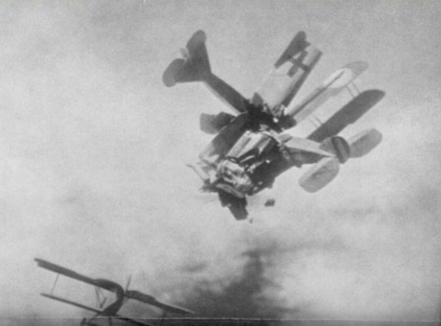 1917. Bristol és Newport gépek légi ütközése Verdun fölött..jpg