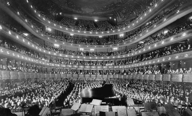 1937. A régi Metropolitan Opera House, New York.jpg