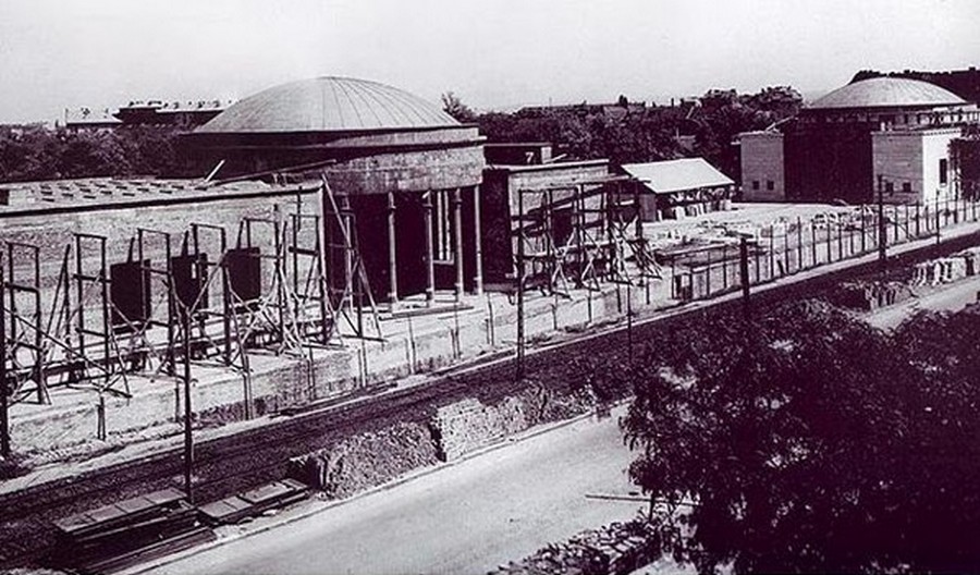 1952. Az eredeti Népstadion metroállomás.jpg