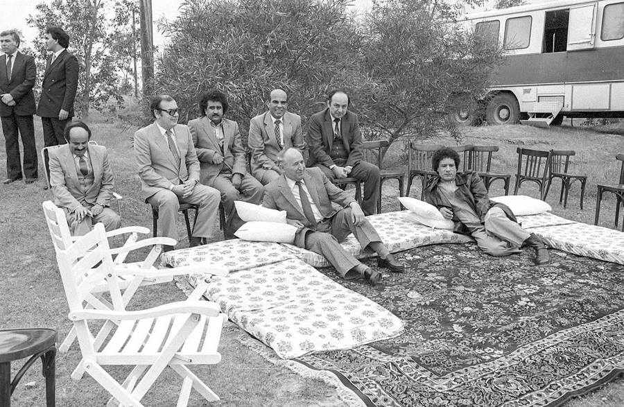1984. Todor Zsivkov bolgár pártvezető Líbiában Moammer Kaddhafi vendégeként..jpg