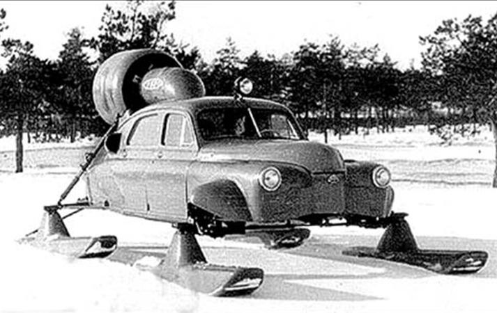 1959. Szovjet Pobjeda Szever-2 repülőgépmotoros hómobil.jpg