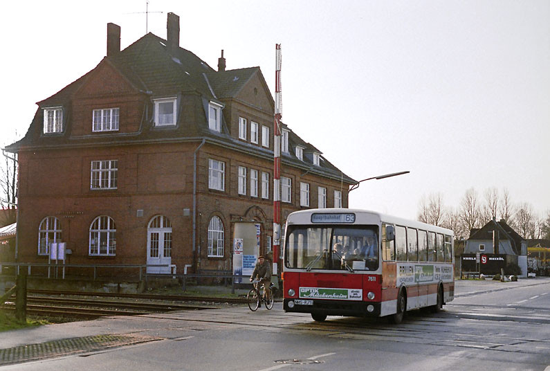 1984. Ikarus 190 üzemben Hamburgban NSZK.jpg