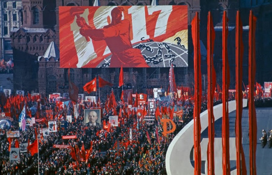 Wonderful Colour Photos of 50th Anniversary Soviet October Revolution in Moscow, 1967 (2).jpg
