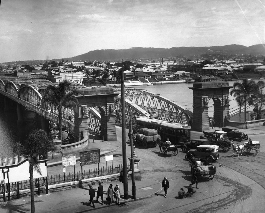 1926. Victoria-bridge.jpg