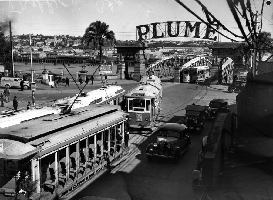 1939. Queen Street, Brisbane..jpg