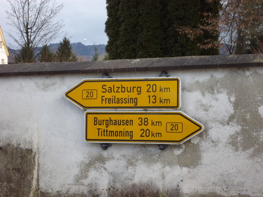 Burghausenből Freilassing felé megyünk
