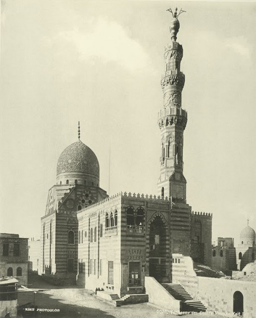 Tombs Chalifs, Kait Bay Mosque.jpg