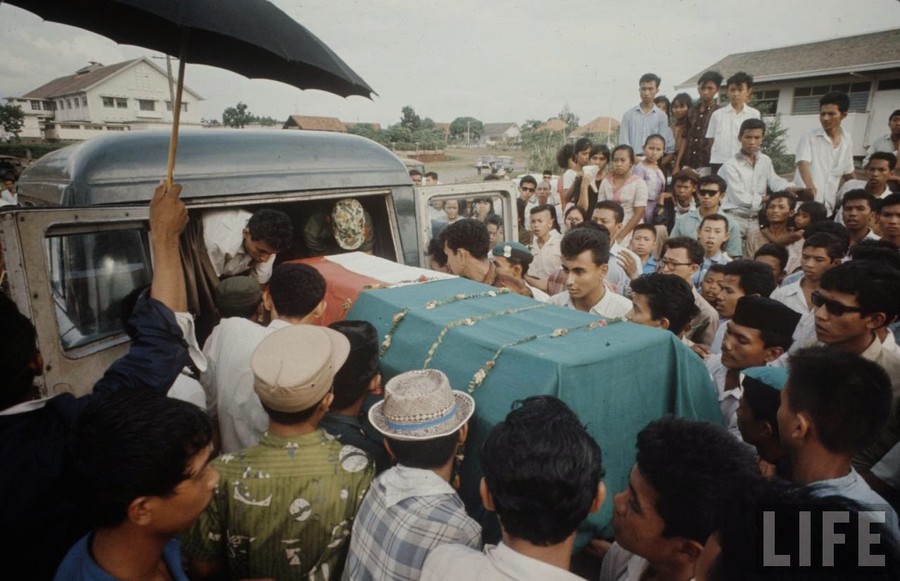 Indonesia, 1972 (12).jpg