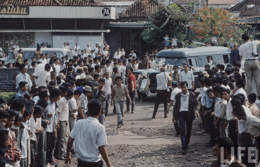 Indonesia, 1972 (13).jpg