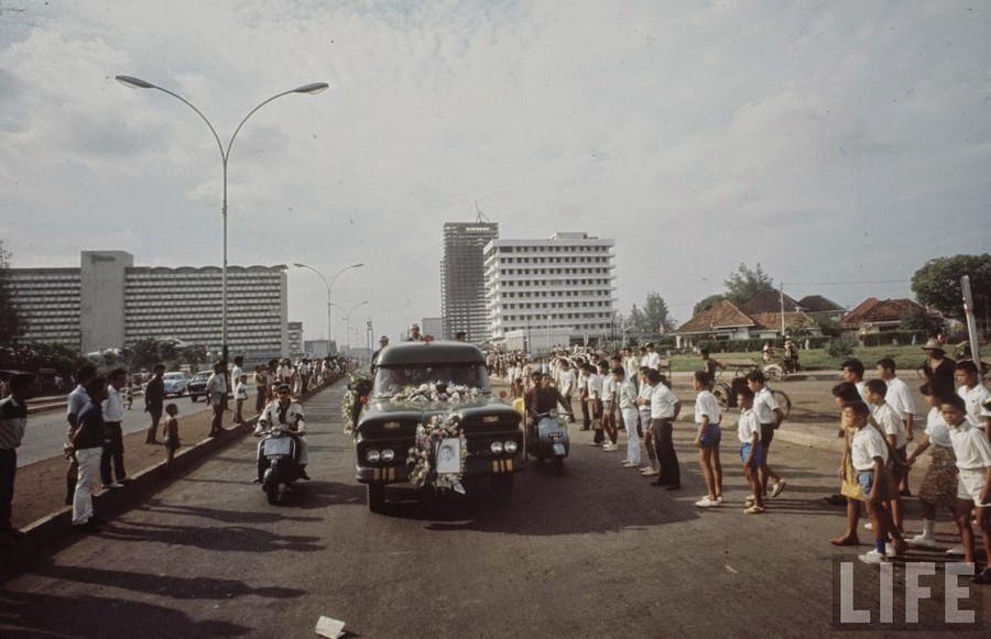 Indonesia, 1972 (14).jpg