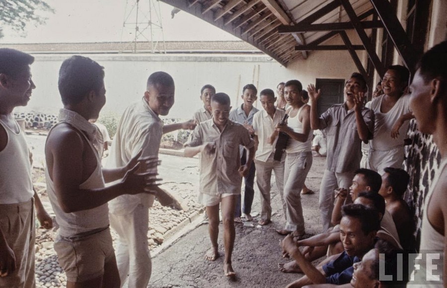 Indonesia, 1972 (33).jpg