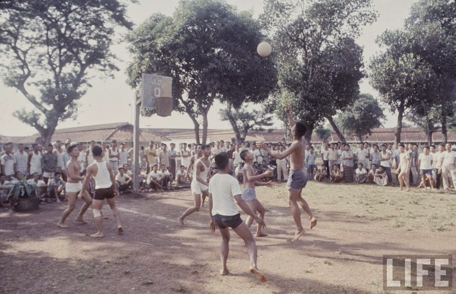Indonesia, 1972 (35).jpg