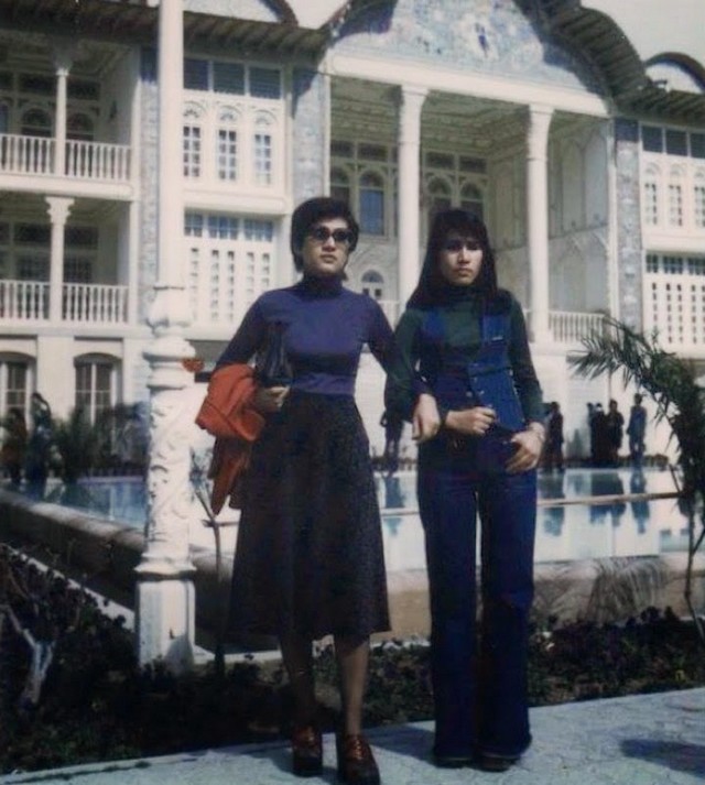 iranian_fashion_of_the_1970s_7_.jpg