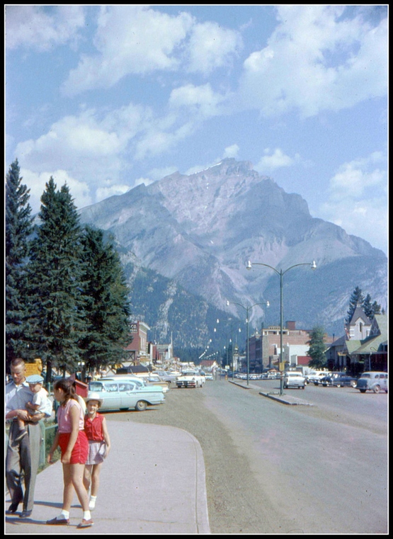 everyday_life_in_canada_during_the_1960s_2839_29.jpg