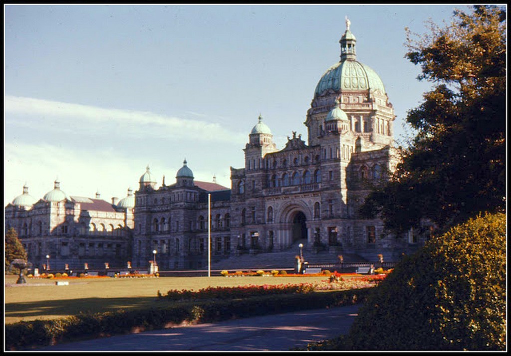 everyday_life_in_canada_during_the_1960s_283_29.jpg