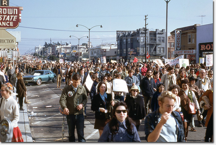 vietnamprotest1971_156ezer.jpg