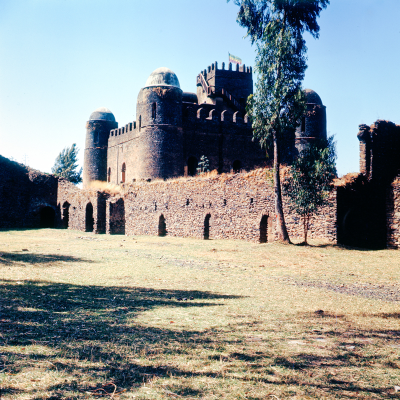 15_samz_ethiopia1964_gondar_fasilides_castle_026.jpg