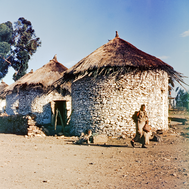 29_samz_ethiopia1964_stone_huts_022.jpg