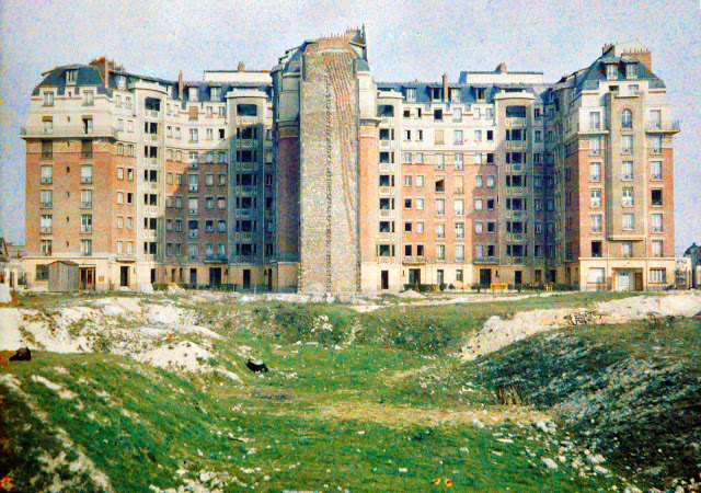 Rare Color Photography of Early 1900s Paris (25).jpg