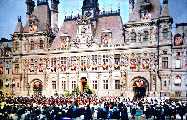 Rare Color Photography of Early 1900s Paris (9).jpg