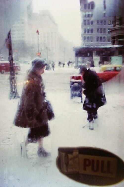Daily Life in the 1950's by Saul Leiter (12).jpg