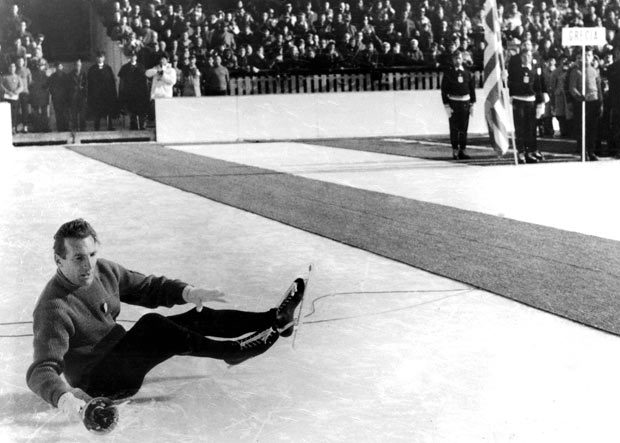 1956-skater-fall_1898726i[1].jpg