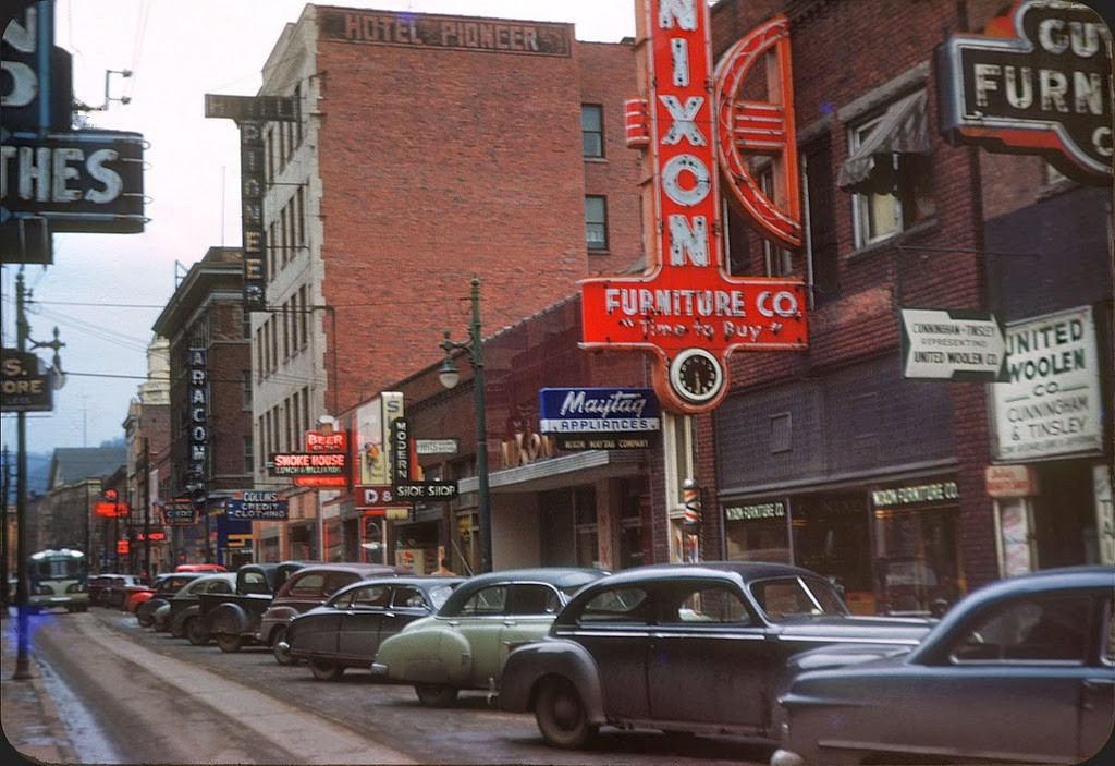 01 Logan, WV - 1950.jpg