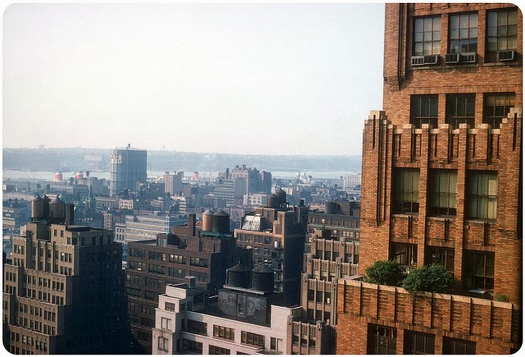 11 Manhattan, NYC — 1959.jpg