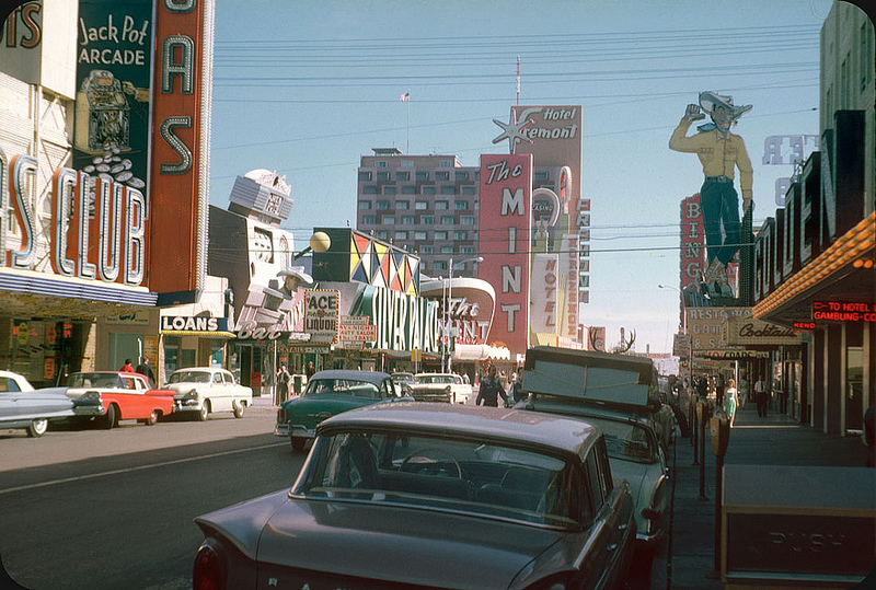 1961. Fremont St., Las Vegas.jpg