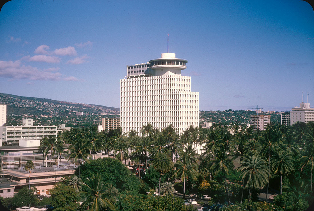 1965. Hawaii.jpg