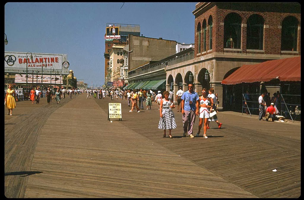 29 Boardwalk, Atlantic City - 1953.jpg