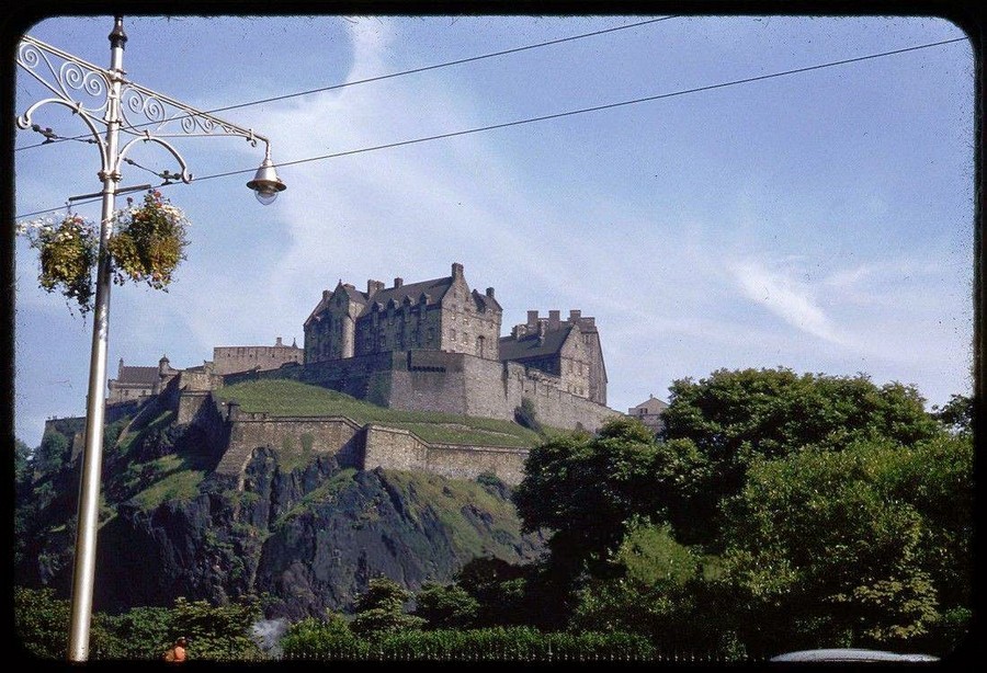 Streets of Edinburgh, Scotland in Color in the 1950s (4).jpg