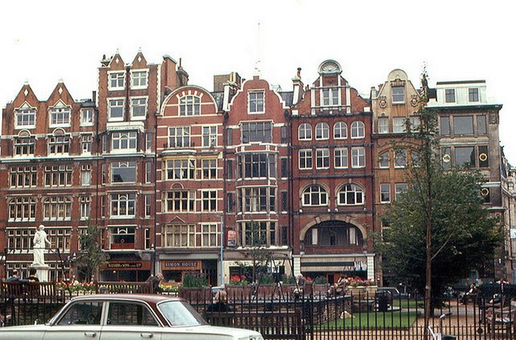 London, 1968 (4).jpg