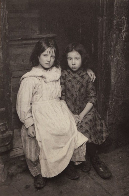 london_street_children_1900s_13.jpg
