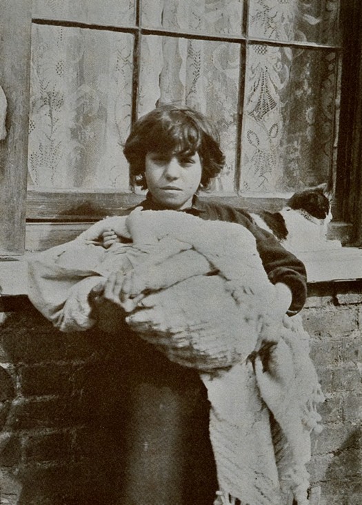 london_street_children_1900s_27.jpg