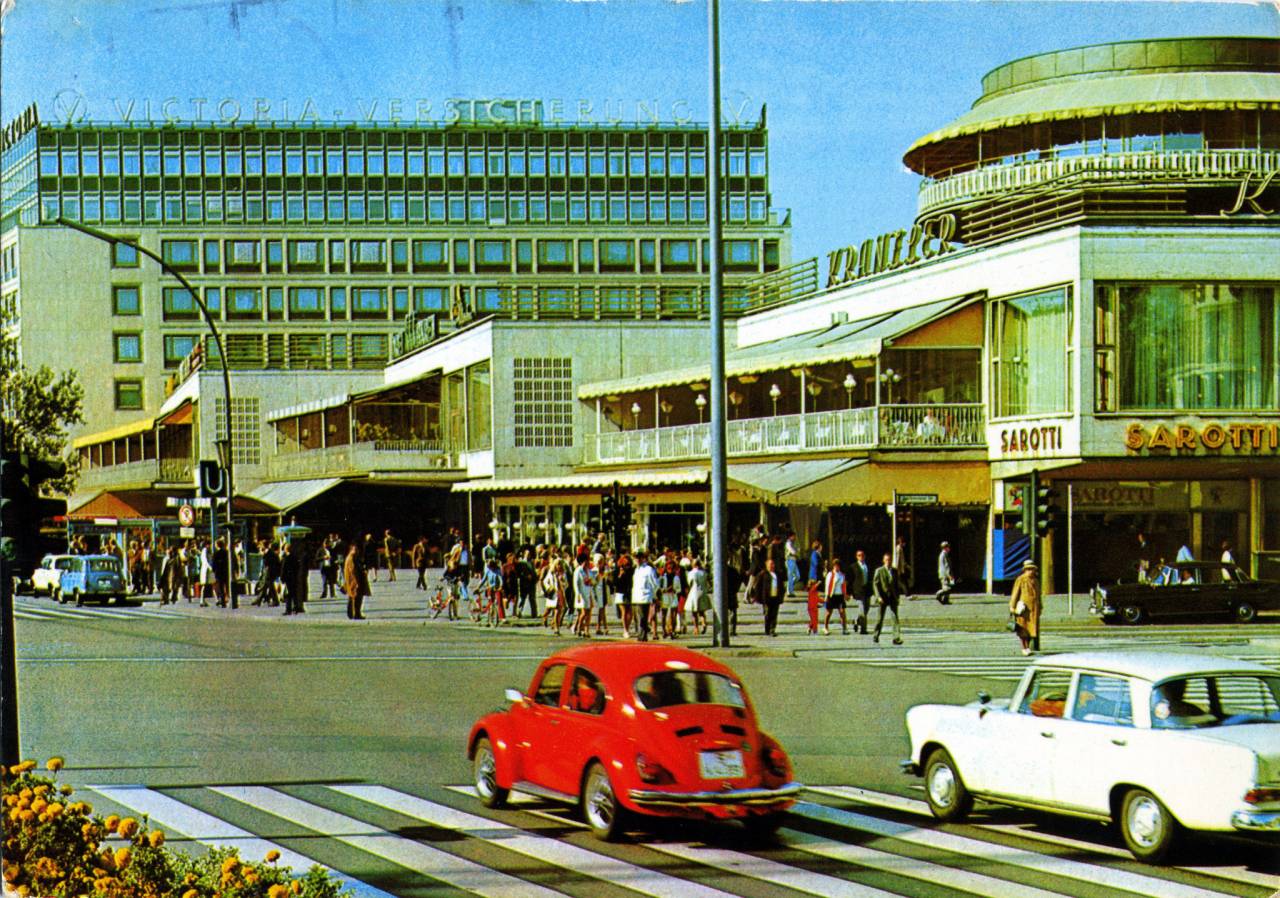 1974-germany-deutschland-berlin-former-west-berlin-area-kurfurstendamm-showing-the-famous-cafe-kranzler--1280x898.jpg