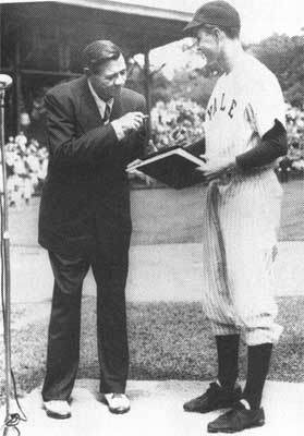 1948babe-ruth-and-bush-sr-1948.jpg