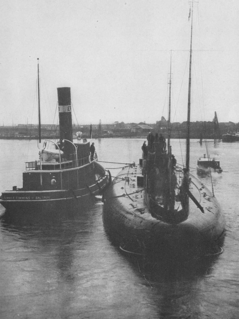 1916. Német kereskedelmi tengeralattjáró. Kétszer járt Baltimore-ban a mielőtt háborús célokra kezdték használni..jpg