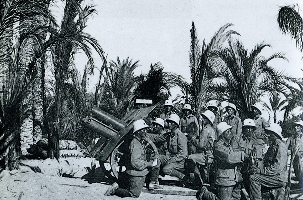 1916. Osztrák-magyar hegyi tüzérek Palesztinában. Britek ellen harcoltunk a törökökkel együtt..jpg