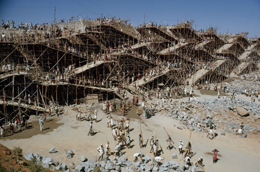 1963. Nagarjuna Sagar gát építése Indiában..jpg