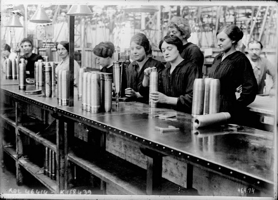 working_women_in_the_first_world_war_11.jpg