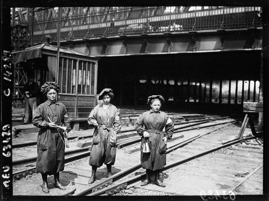 working_women_in_the_first_world_war_12.jpg