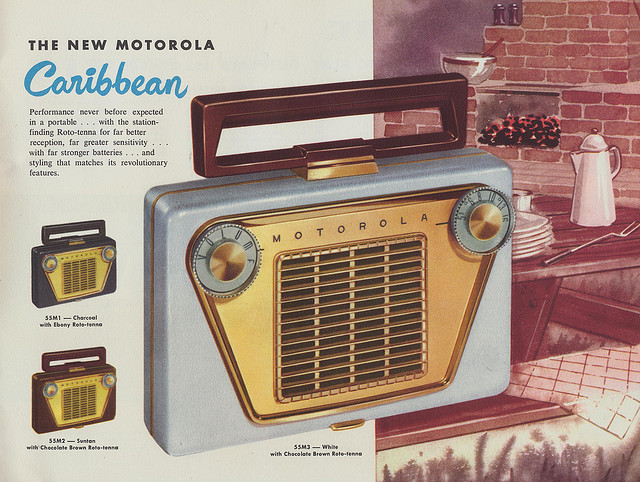 1955. MOTOROLA rádió.jpg