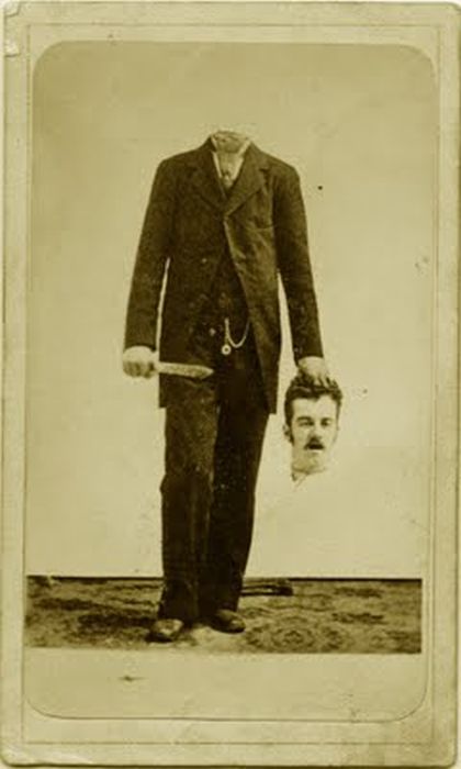 headless_portraits_fromthe_19th_century_11.jpg