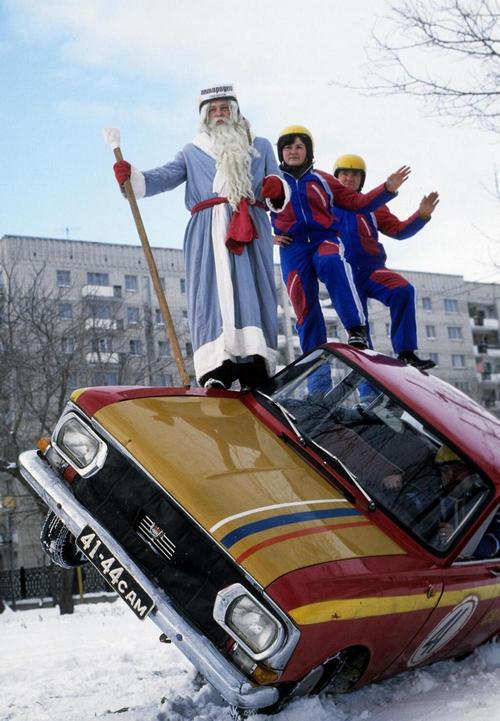 soviet-ded-moroz-photos-of-slavic-santa-claus-from-ussr-2.jpg