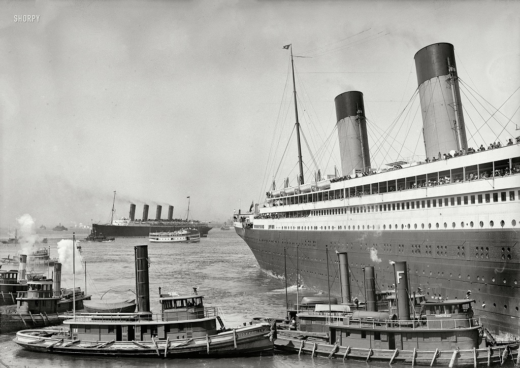 1911_olympic_es_lusitania.jpg