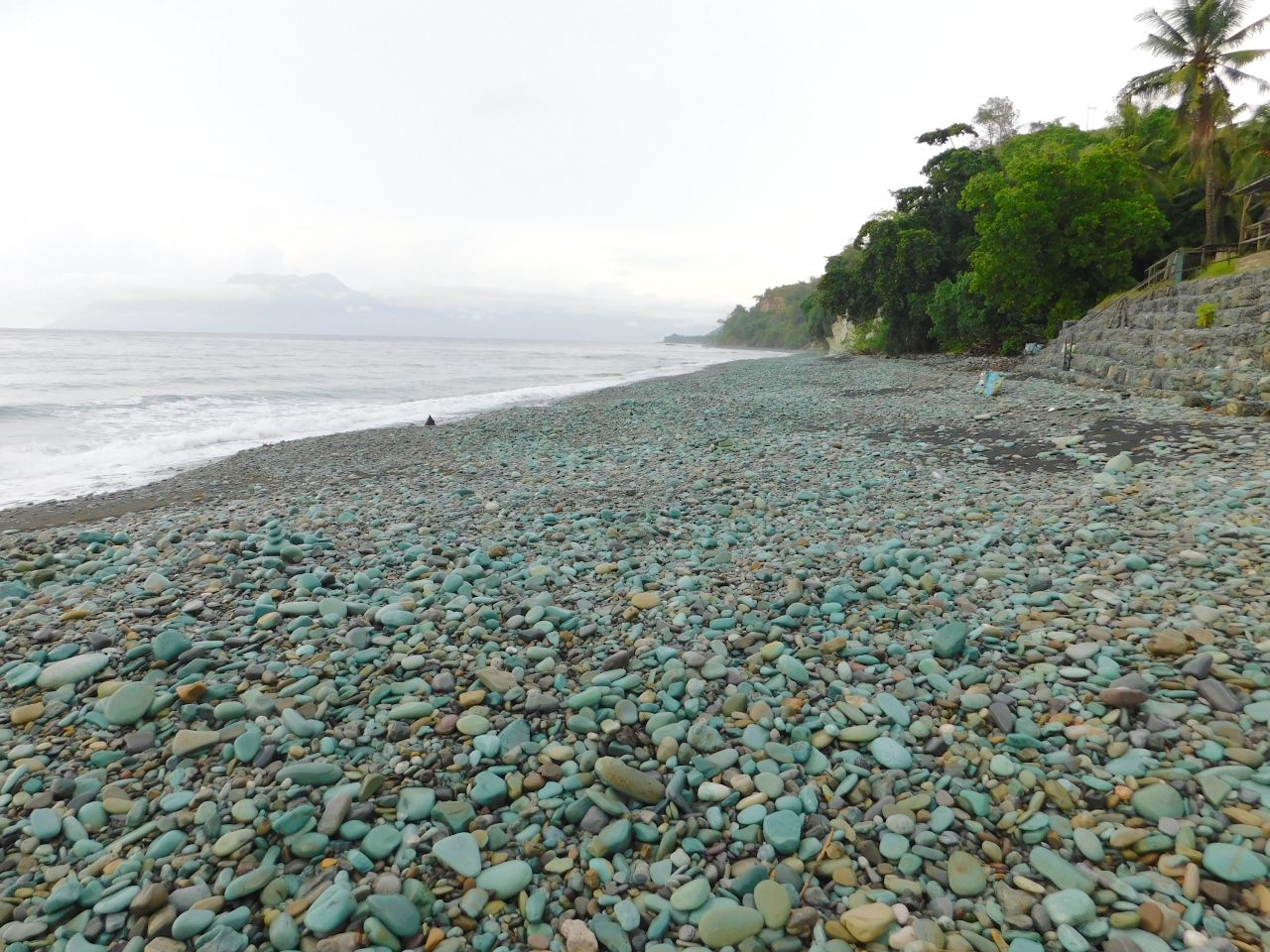 blue_beach1.jpg