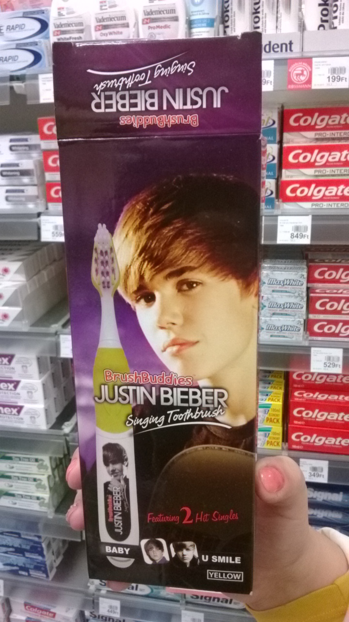 Justin Bieber fogkefe.jpg