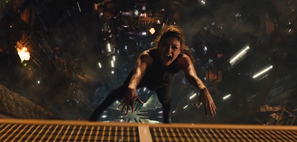 mila-kunis-in-jupiter-ascending-2014-movie-image.jpg